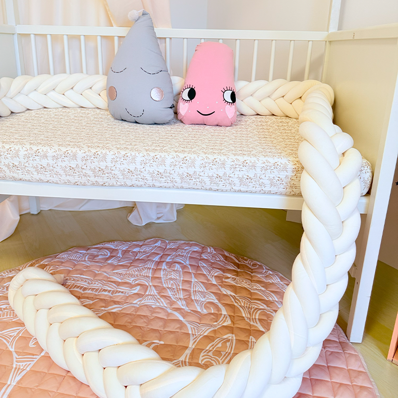 Rembourrage de berceau à coussin long fait à la main sur mesure à 6 nœuds