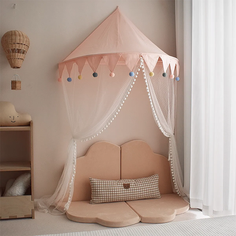 Hanging Half Canopy with Gauze Tent