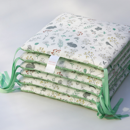 11.8 Inches 3D Cotton Fulfill Gauze A/B Side 3cm Thick with Ties For Crib - Green Rabbit