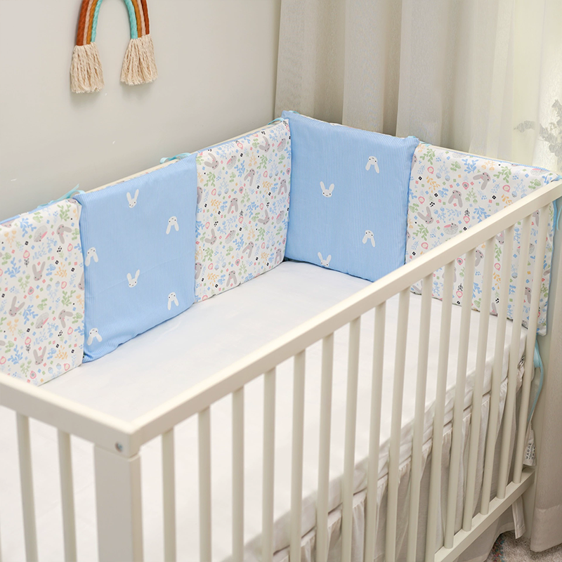 11.8 Inches 3D Cotton Fulfill Gauze A/B Side 3cm Thick with Ties For Crib - Stripe Rabbit