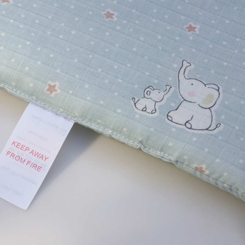 11.8 Inches 3D Cotton Fulfill Gauze A/B Side 3cm Thick with Ties For Crib - Elephant