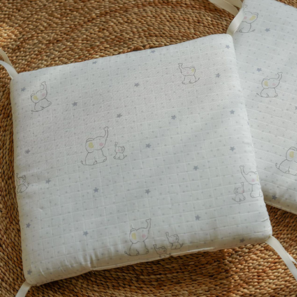 11.8 Inches 3D Cotton Fulfill Gauze A/B Side 3cm Thick with Ties For Crib - Elephant