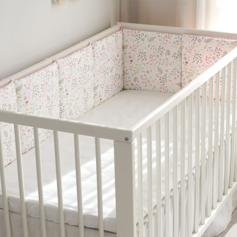 11.8 Inches 3D Cotton Fulfill Gauze A/B Side 3cm Thick with Ties For Crib - Swan Pink