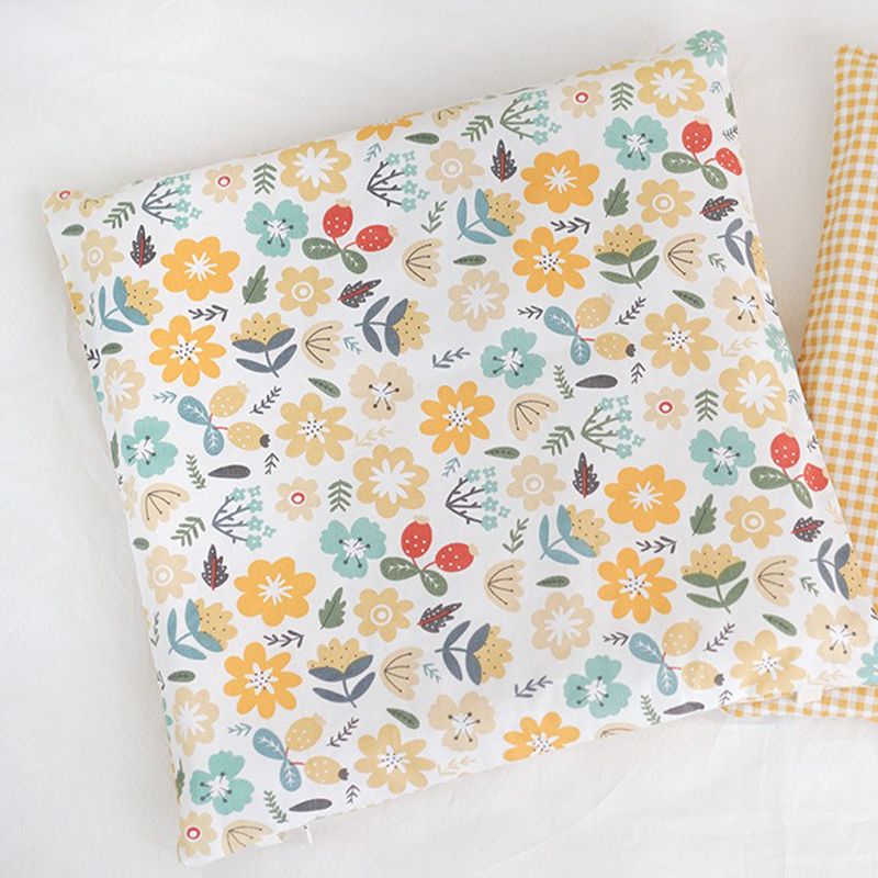 11.8 Inches 3D Cotton Fulfill Gauze A/B Side 3cm Thick with Ties For Crib - Yellow Flower