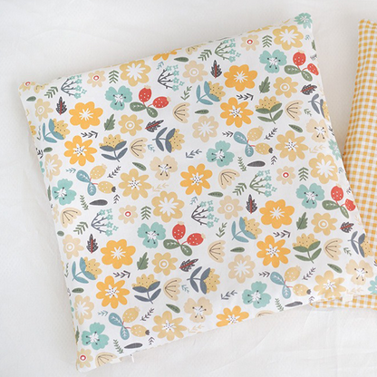 11.8 Inches 3D Cotton Fulfill Gauze A/B Side 3cm Thick with Ties For Crib - Yellow Flower