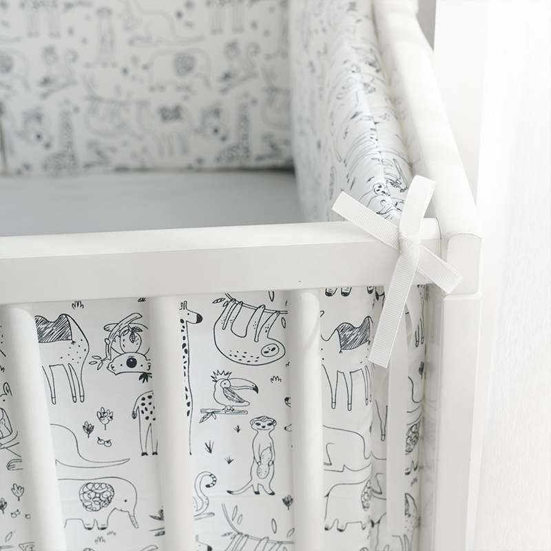11.8 Inches 3D Cotton Fulfill Gauze A/B Side 3cm Thick with Ties For Crib - Zoo