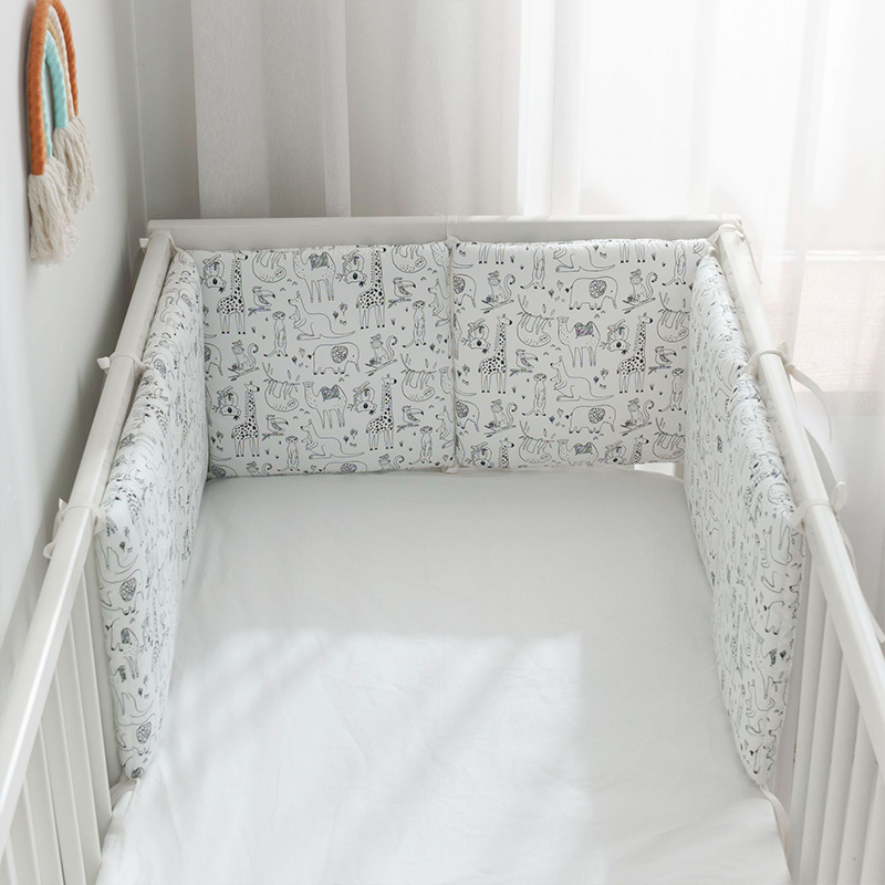 11.8 Inches 3D Cotton Fulfill Gauze A/B Side 3cm Thick with Ties For Crib - Zoo