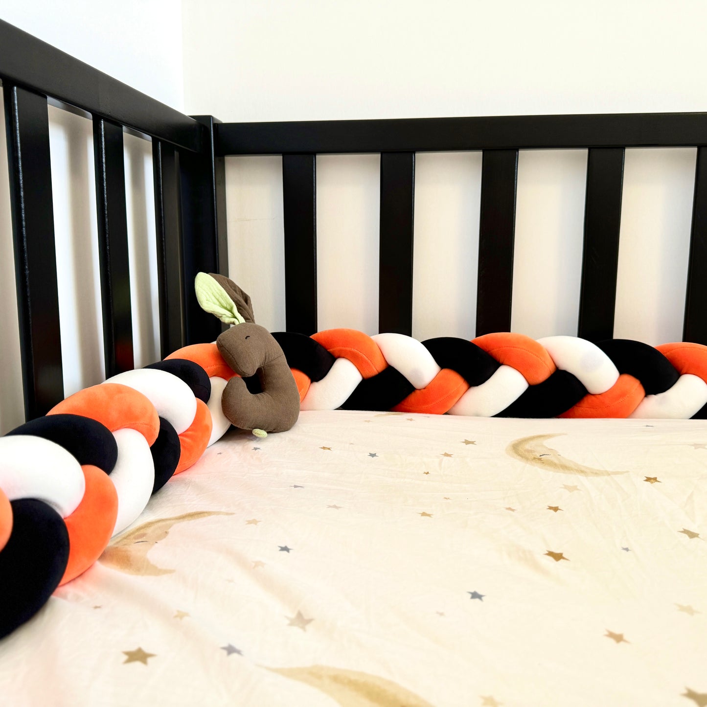 Bed Snake 3-Braided 158 Inches | 400cm Orange, White, Black | Halloween Colors