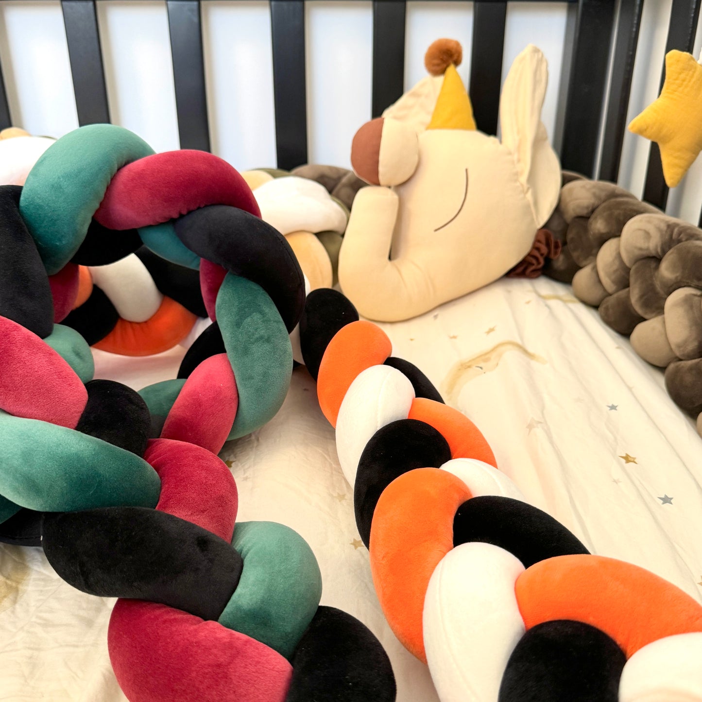 Bed Snake 3-Braided 158 Inches | 400cm Orange, White, Black | Halloween Colors