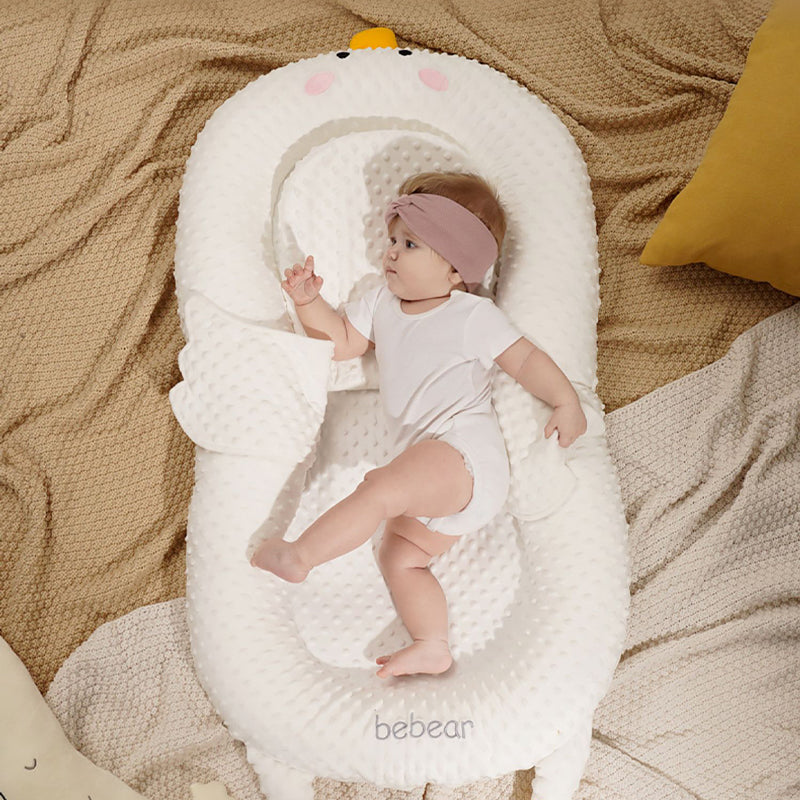 Goose Cozy Peas Pod Infant Lounger with Pillows