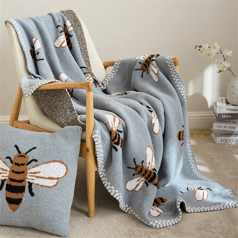 Half Fleece Blanket & Pillowcase - BeeBee