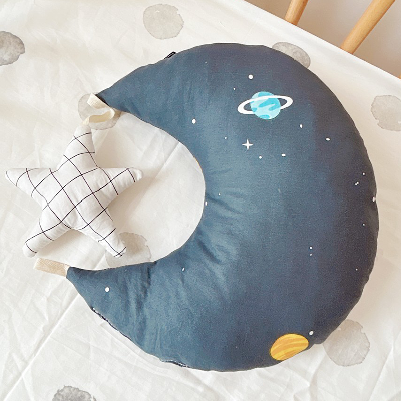 Tummy Time Pillow of Moon