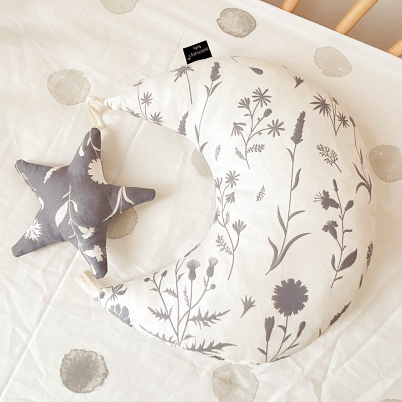 Tummy Time Pillow of Moon