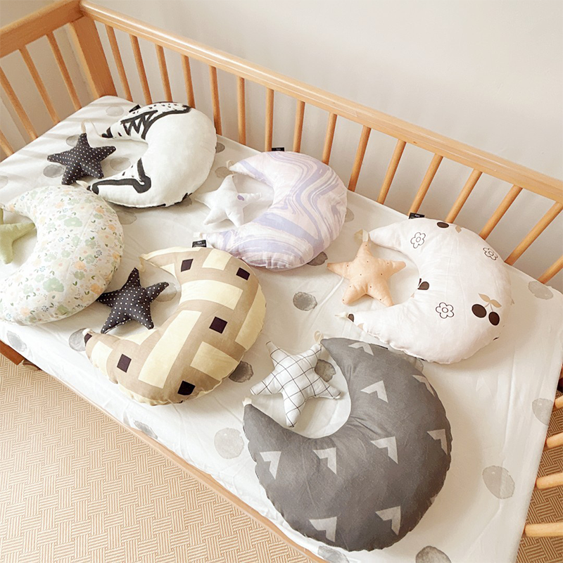 Tummy Time Pillow of Moon