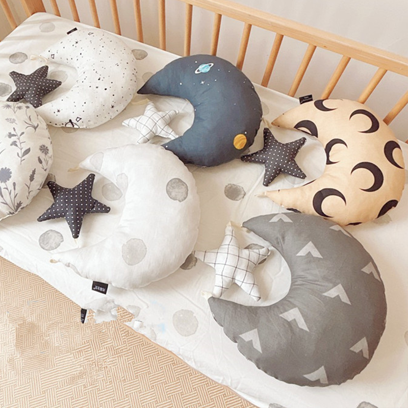 Tummy Time Pillow of Moon