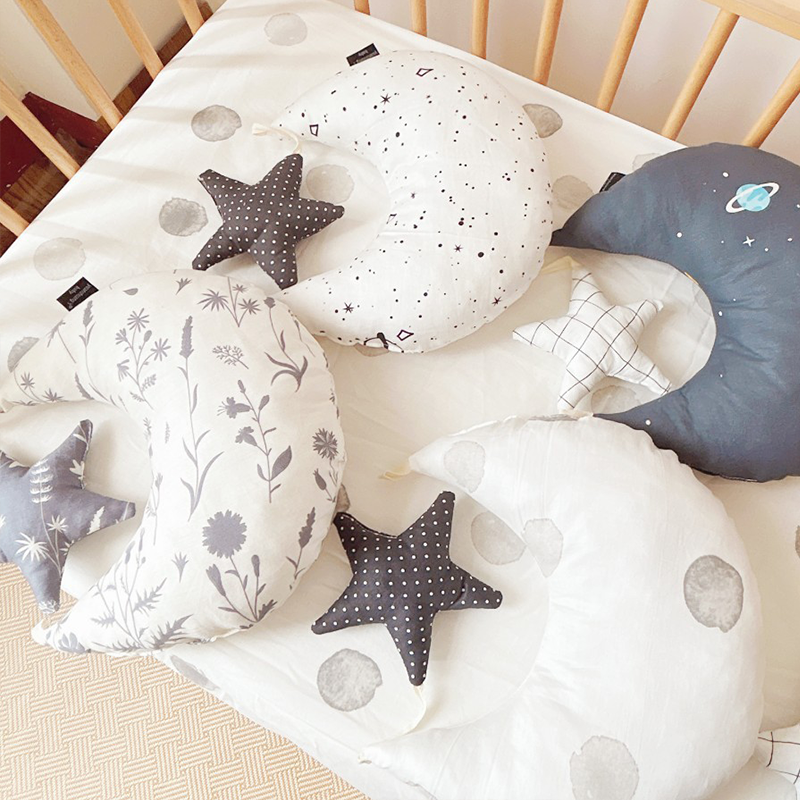 Tummy Time Pillow of Moon