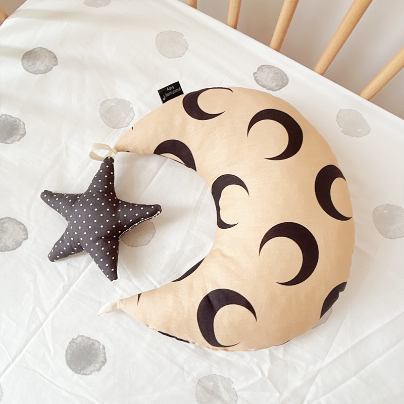 Tummy Time Pillow of Moon