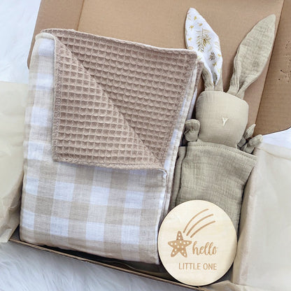 Plaid Waffle Gauzes Baby Blanket With Bunny Plaque Set