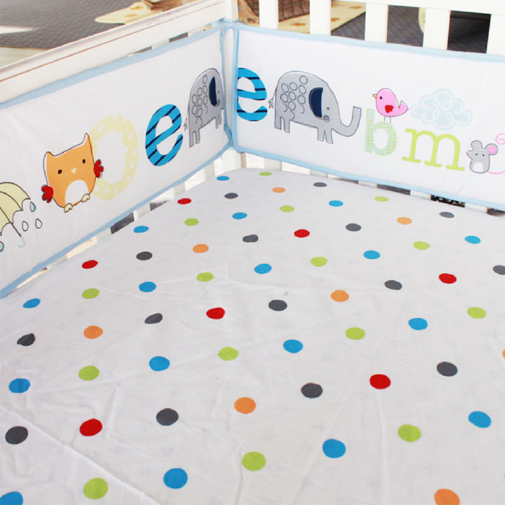 Ensemble de literie pour lit de bébé 8 pièces Alphabets et patch d'animaux 3D 