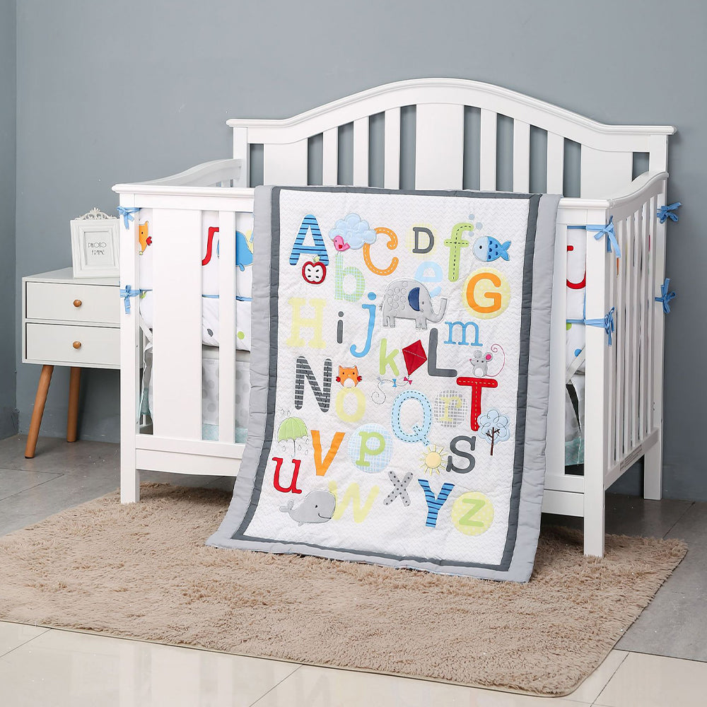 Ensemble de literie pour lit de bébé 8 pièces Alphabets et patch d'animaux 3D 