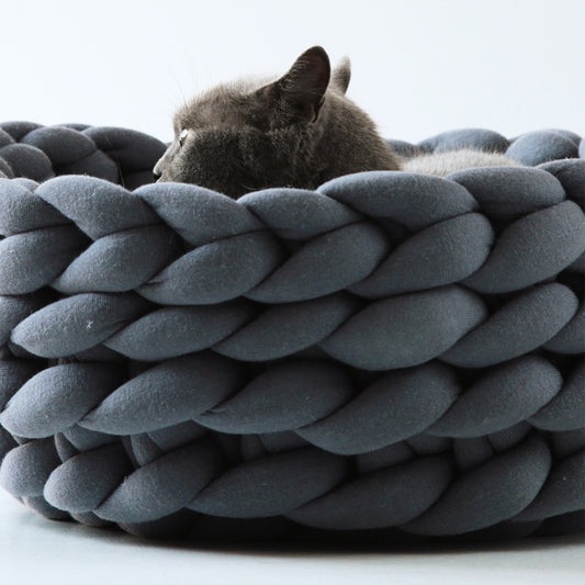 Chunky Knit Pet Bed