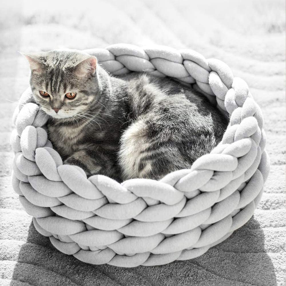 Chunky Knit Pet Bed