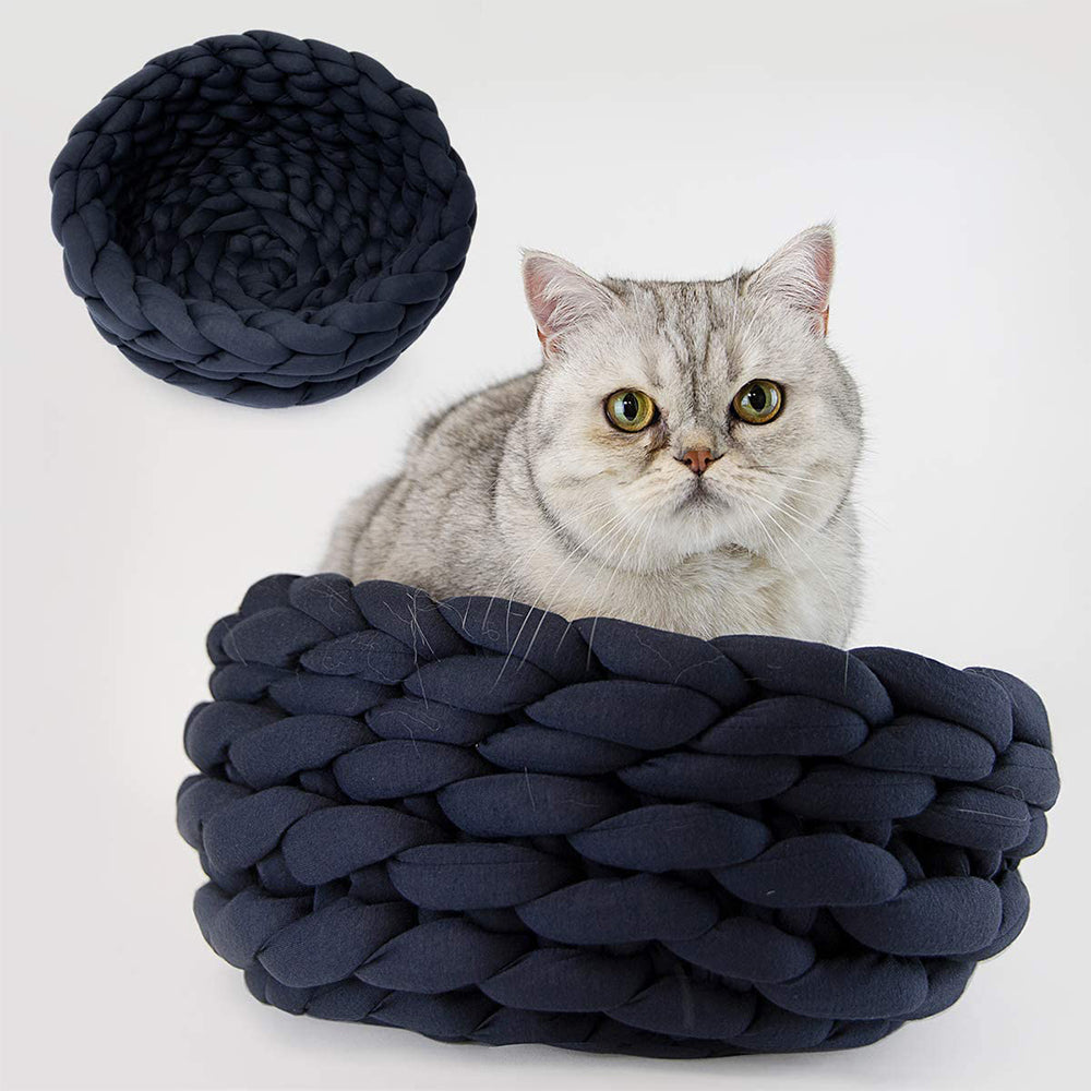 Chunky Knit Pet Bed