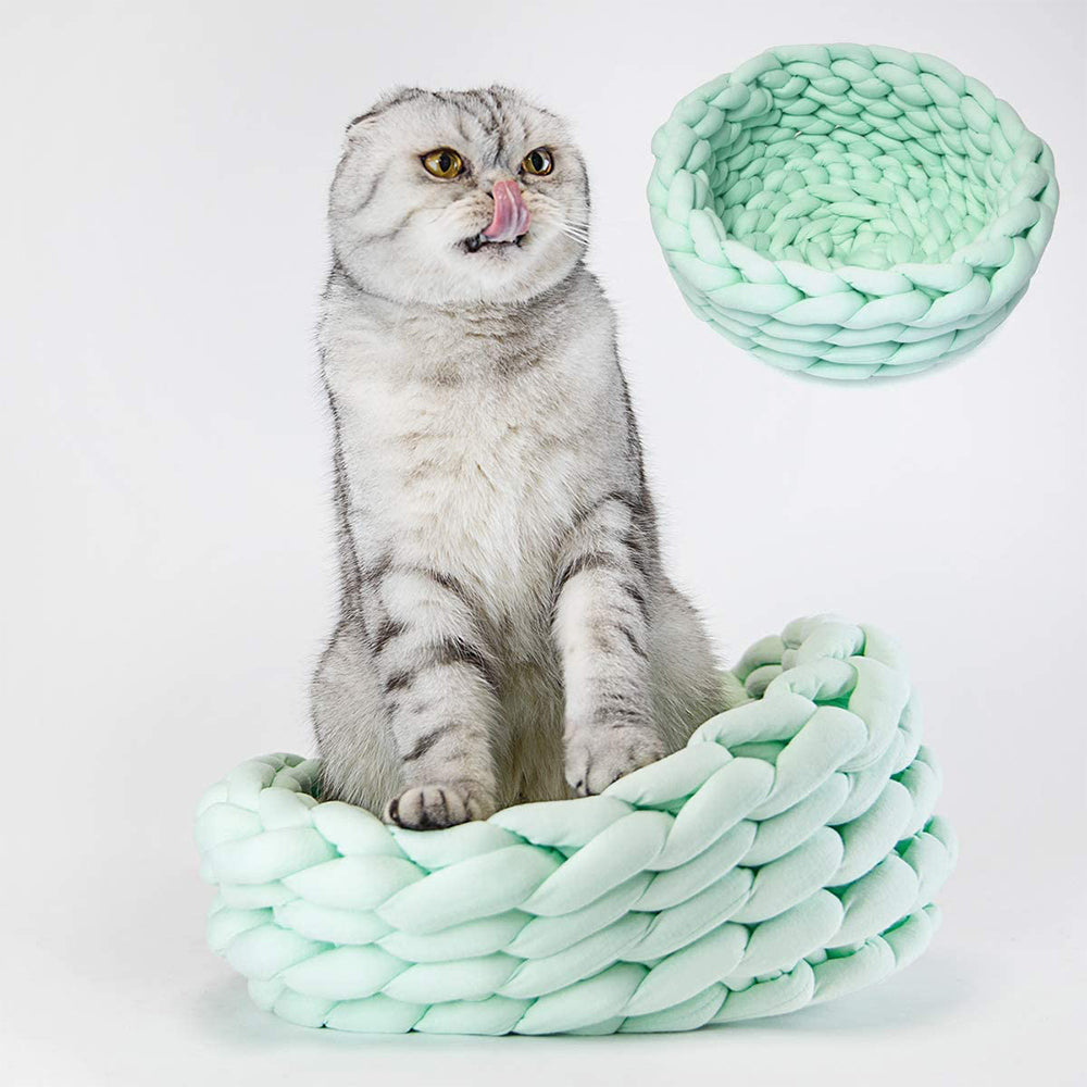 Chunky Knit Pet Bed