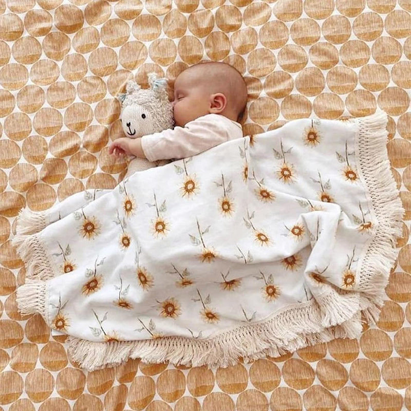 Gauze Muslin Blossom with Fringe Blanket